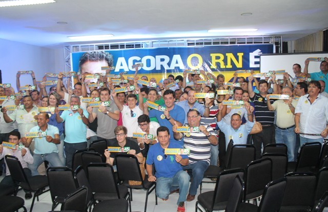 Lideranças com Aécio 04.jpg Lideranças com Aécio 04.jpg