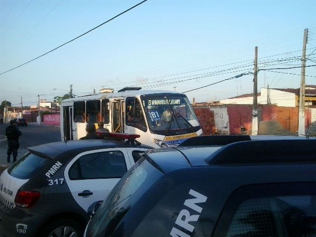 aborda-01.jpg aborda-01.jpg