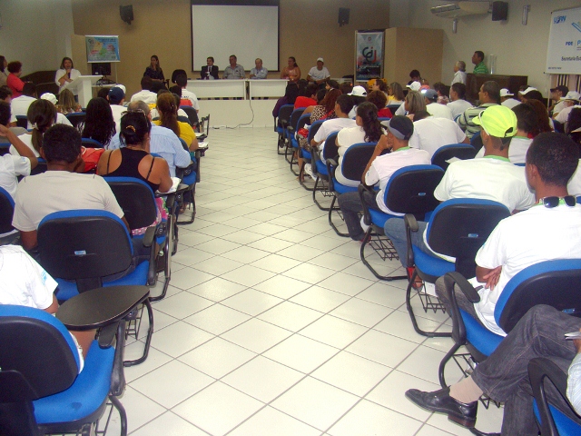 acao-00.jpg acao-00.jpg