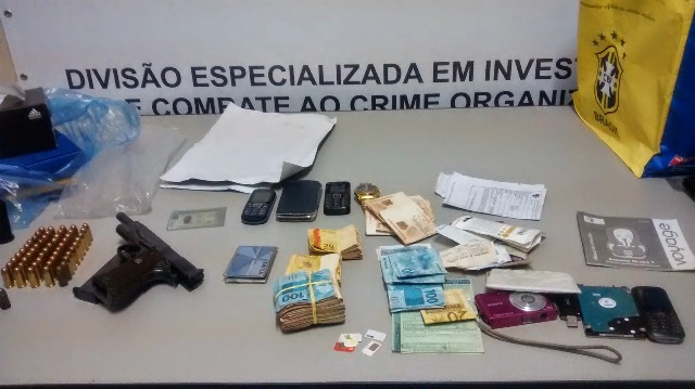 arma-dinheiro10.jpg arma-dinheiro10.jpg