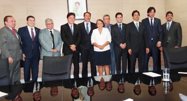 bancada-00.jpg bancada-00.jpg