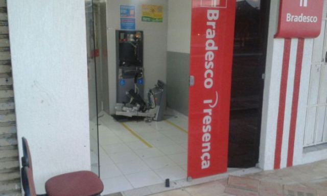bradesco-extremoz-00.jpg