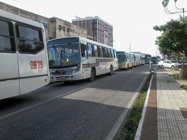 bus-11.jpg bus-11.jpg