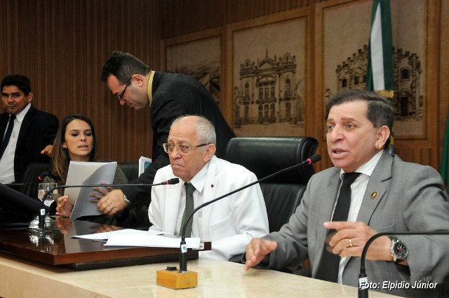 cmn-11.jpg cmn-11.jpg