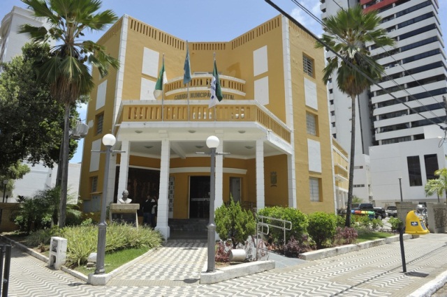 cmnt-00.jpg cmnt-00.jpg