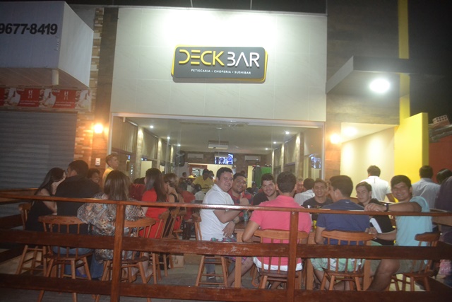 deckbar-02.jpg