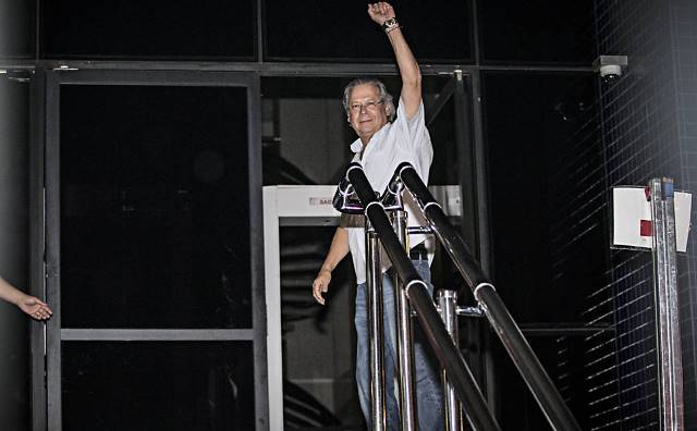 dirceu-00.jpg dirceu-00.jpg