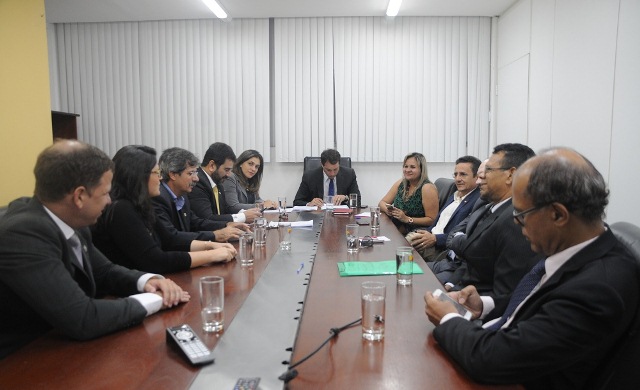 escolhida-00.jpg escolhida-00.jpg