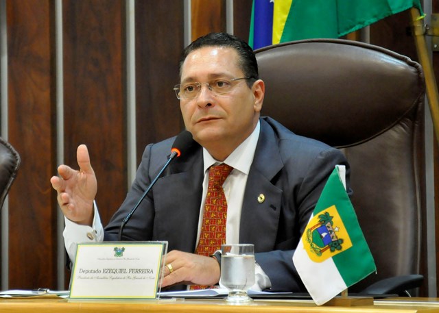 ezequiel.jpg-00.jpg
