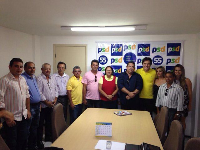 fatima-robinson-e-psd-00.jpg