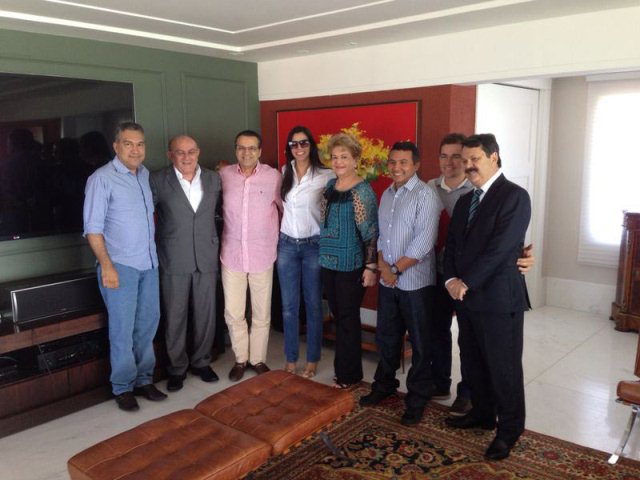 foto-apoio-00.jpg foto-apoio-00.jpg