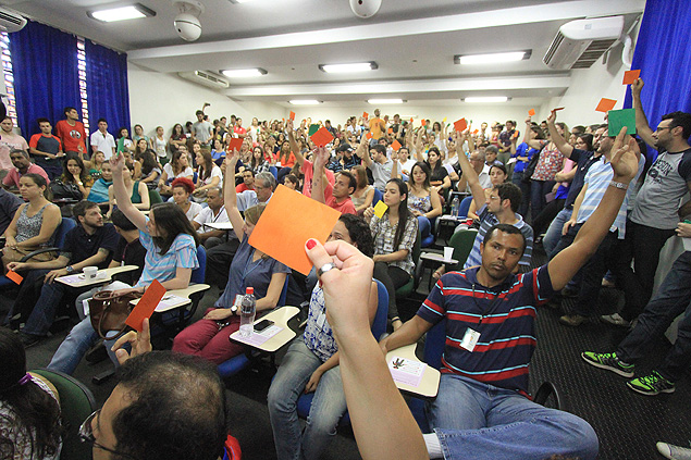 greve-universidade.jpeg-00.jpeg