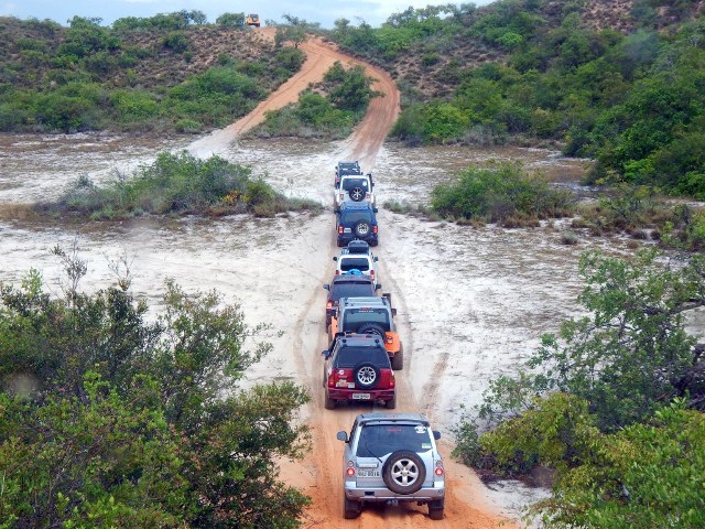 jeep-02.jpg jeep-02.jpg