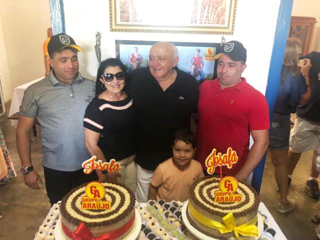 Fam&iacute;lia Ara&uacute;jo comemora anivers&aacute;rio do empres&aacute;rio Josaf&aacute; Ara&uacute;jo - Blog do  Montoril