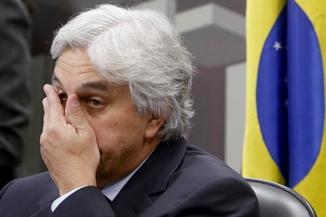 o-momento-em-que-delcidio-sentiu-que-a-casa-caiu.jpg-000.jpg