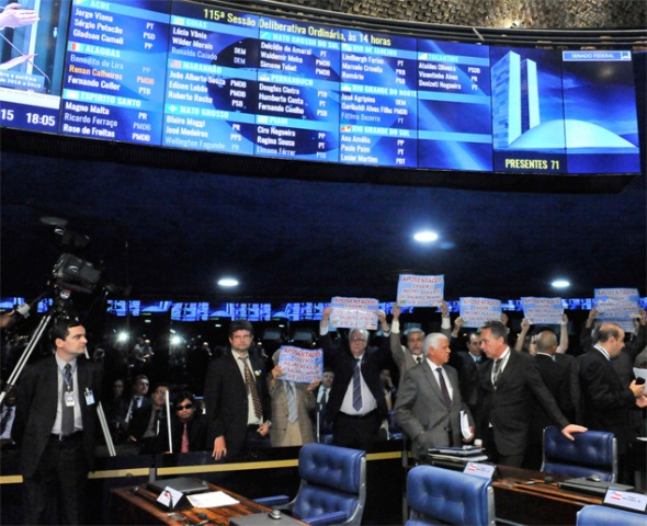 senado-00.jpg senado-00.jpg