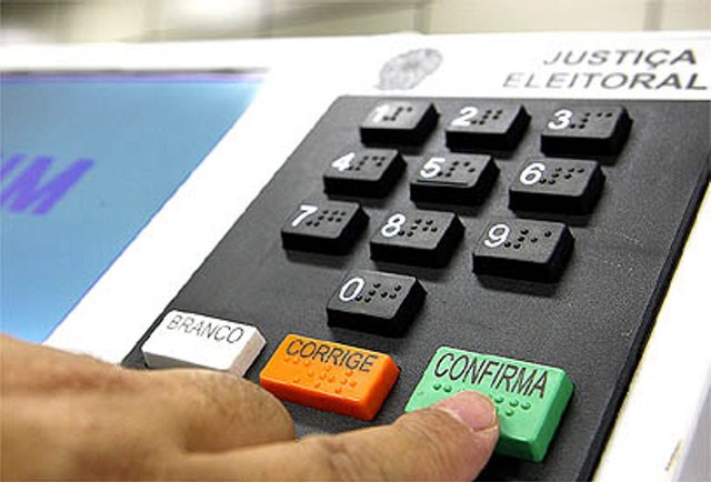 urna-eletronica-11.jpg urna-eletronica-11.jpg